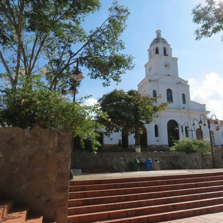 1-Los Santos, Santander: 249
Los Santos, en Santander, ubicado en pleno cañón del Chicamocha, es el segundo nido sísmico con más actividad en el planeta, después de la región del Hindu Kush (Afganistán) y superando a los famosos montes Cárpatos (Rumania).
En este municipio se pueden presentar hasta 40 movimientos telúricos a diario, aunque en magnitudes muy pequeñas.
